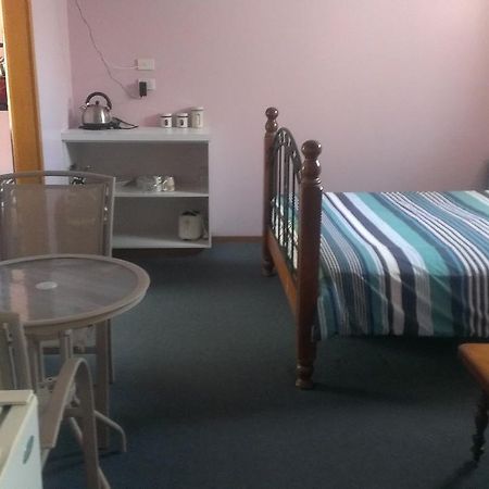 Bridport Seaside Lodge Экстерьер фото